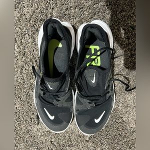 Womens Nike running shoe!